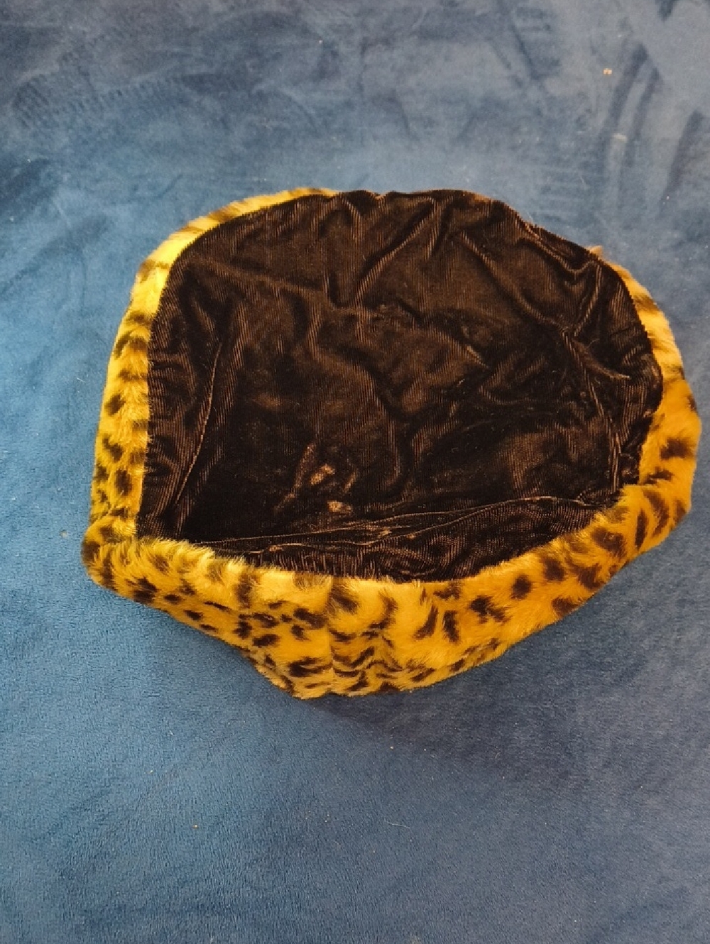 Vintage Faux Fur Leopard-Print Hat in Black and Gold